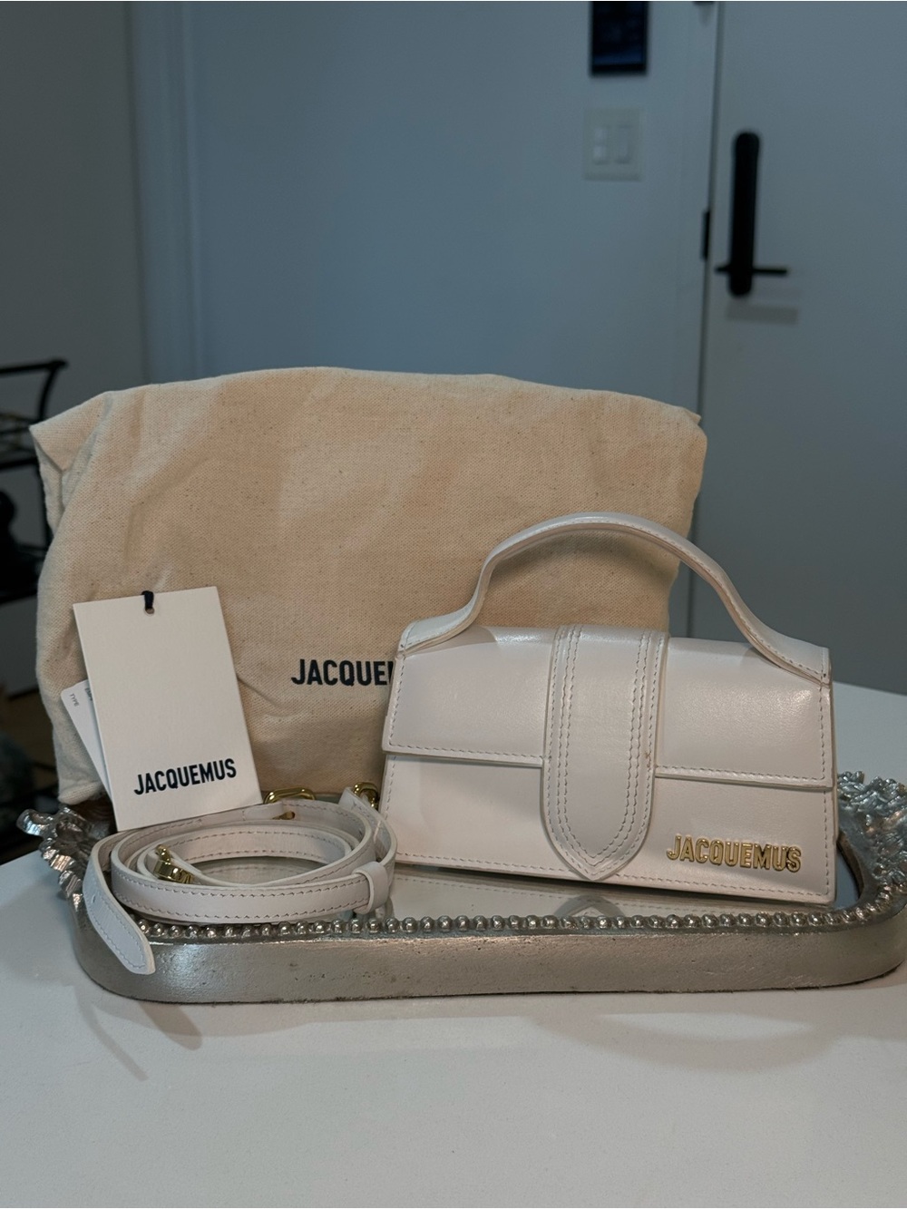 Jacquemus White Mini Le Bambino Top-Handle Bag with Gold Logo - Picture 2 of 3